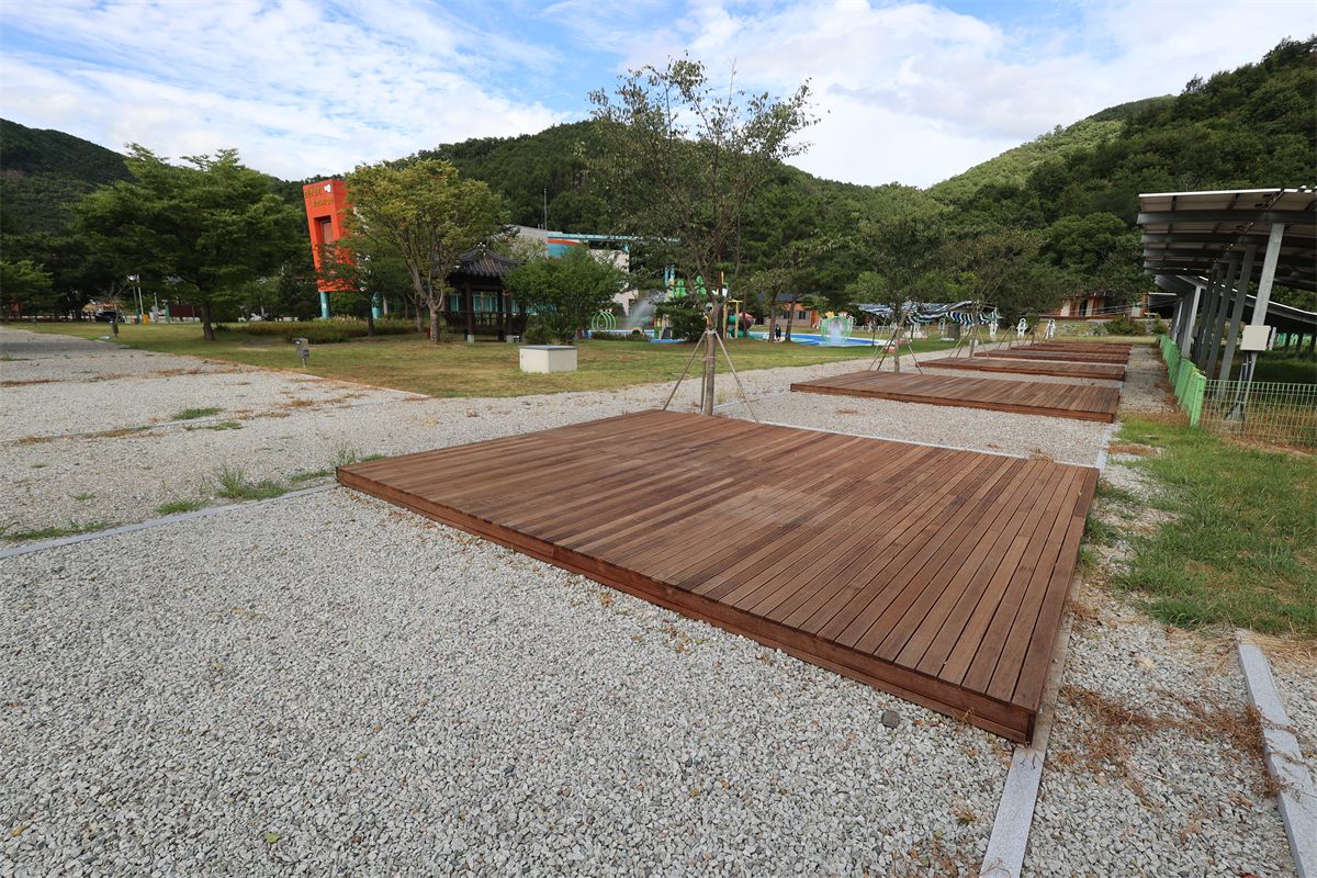 캠핑 사이트 2
